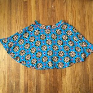 Flying Tomato floral skirt. Like new condition.